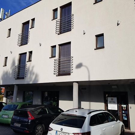 Hotel Willanova Lublin Bagian luar foto
