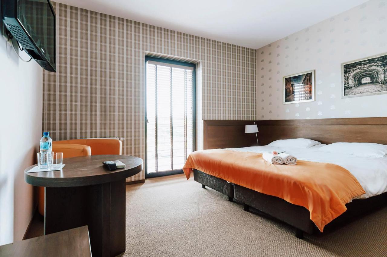 Hotel Willanova Lublin Bagian luar foto