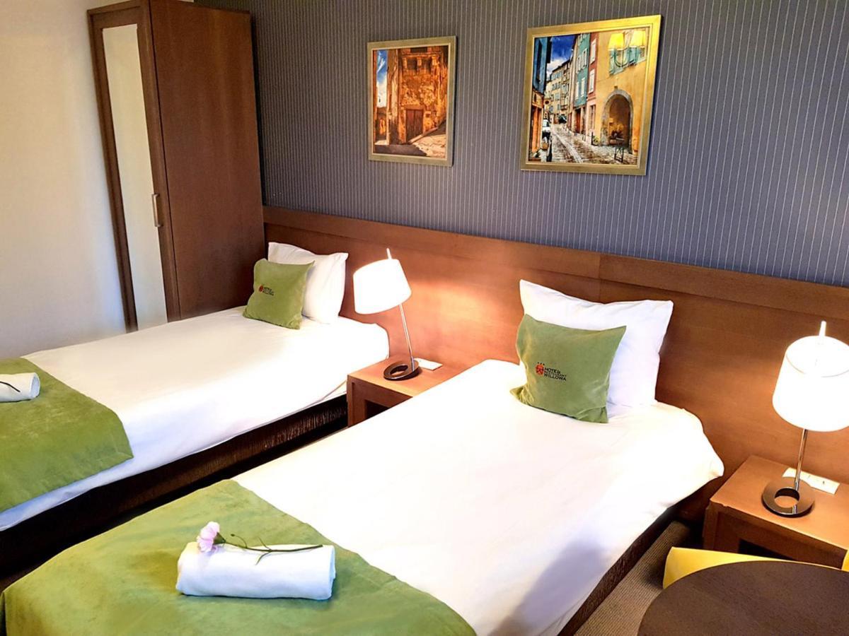 Hotel Willanova Lublin Bagian luar foto