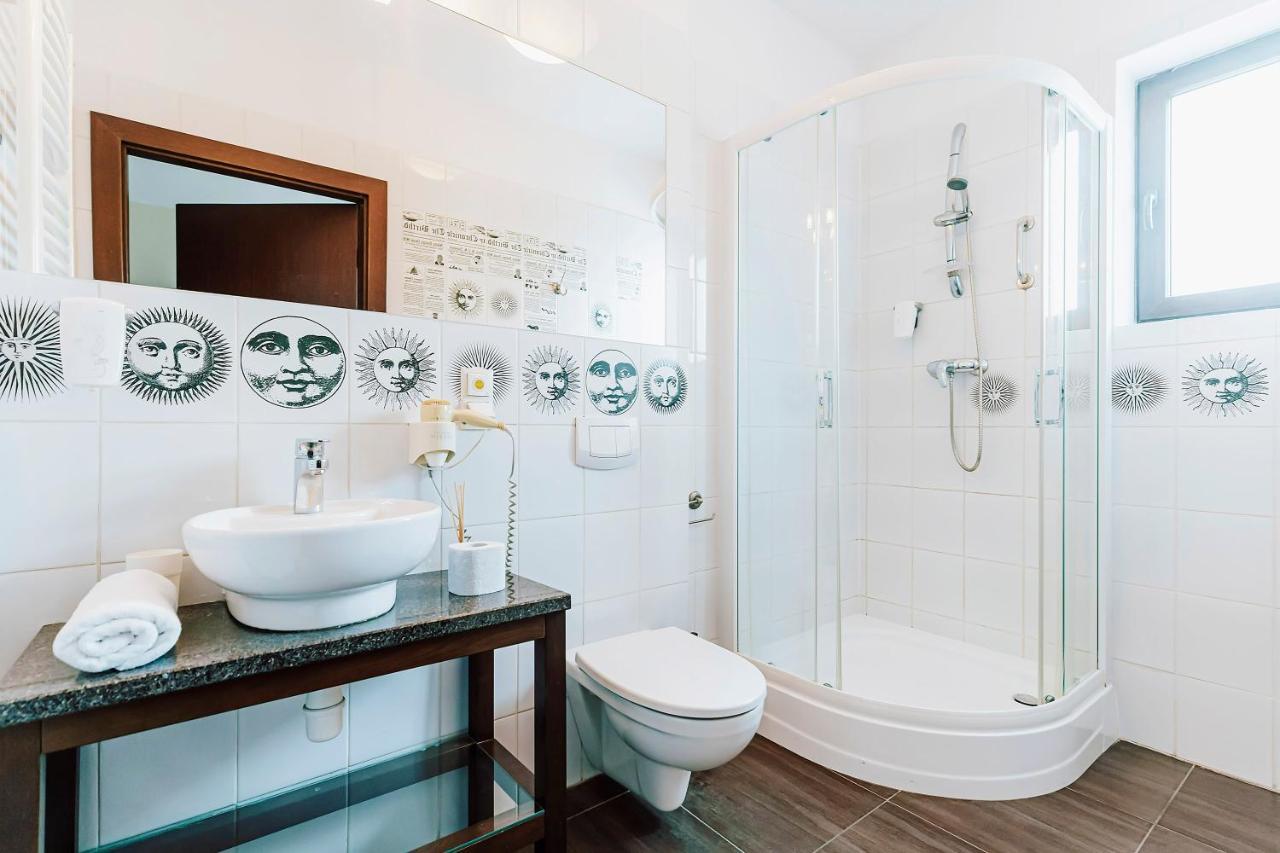 Hotel Willanova Lublin Bagian luar foto